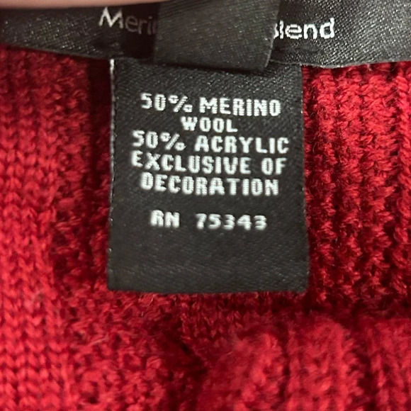 Tahari Cardigan Merino Wool Blend Buckle Snap Ribbed Christmas Holidays - Picture 6 of 7